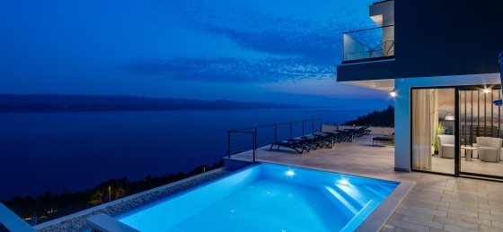 47.jpg Villas in Omis