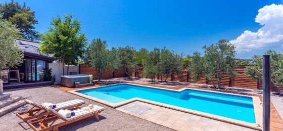 14_-_2021-10-19t123346.045.jpg Villa holidays in Split