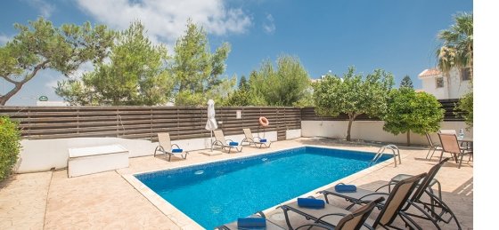 Villa rentals in Protaras