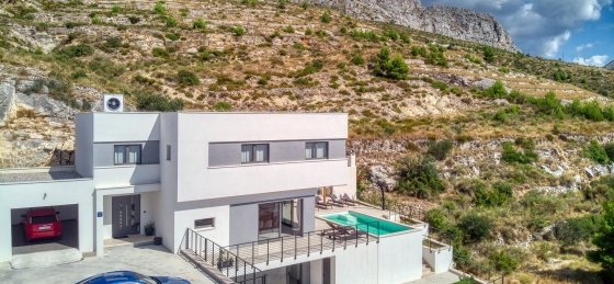 41_39.jpg Villas in Omis