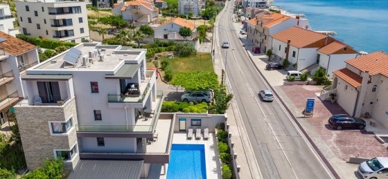 60_1.jpg Book a villa holiday in Croatia