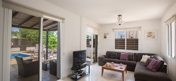 Book a villa in Protaras