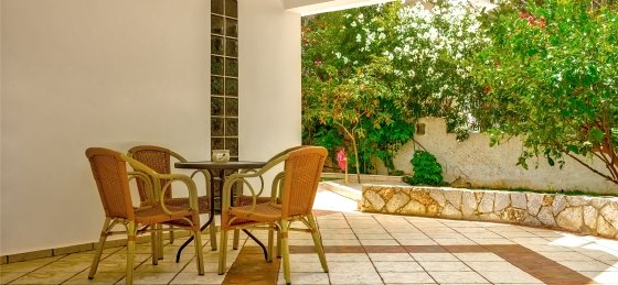 bedrooms_2_veranta.jpg Villa holidays in Crete