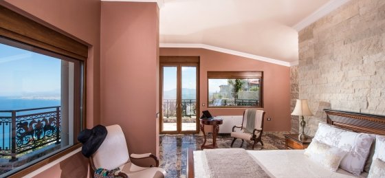 dsc_2009.jpg Book a villa holiday in Heraklion