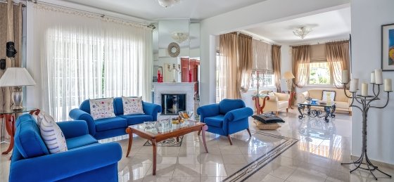 living_room_-_fire_place.jpg Book a villa in Chania
