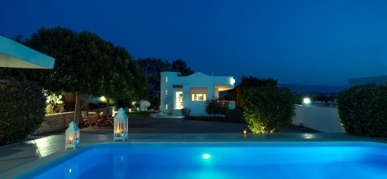 the_pool_by_night.jpg Villa rentals in Crete