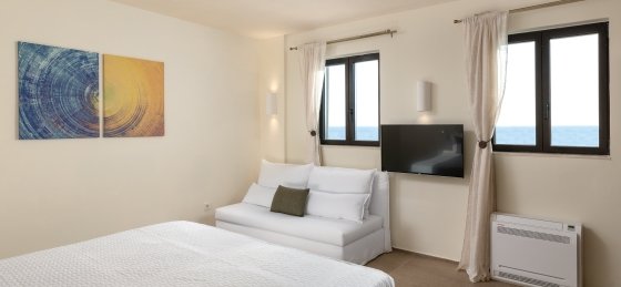 Holiday villas in Greece