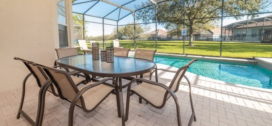 Villa rentals in Windsor Hills