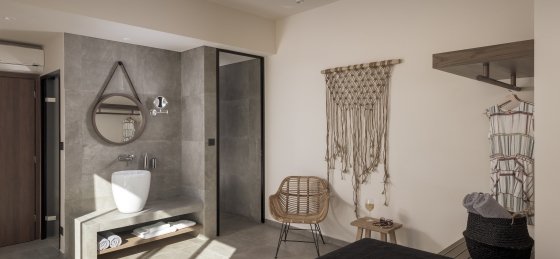 15.jpg Villa holidays in Greece