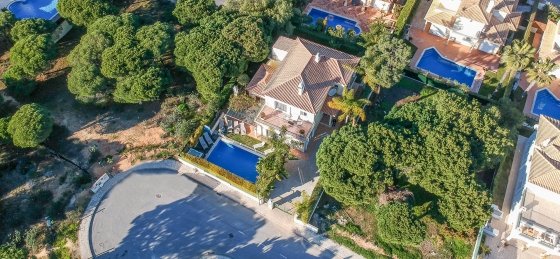 drone_4.jpg Book a villa in Portugal