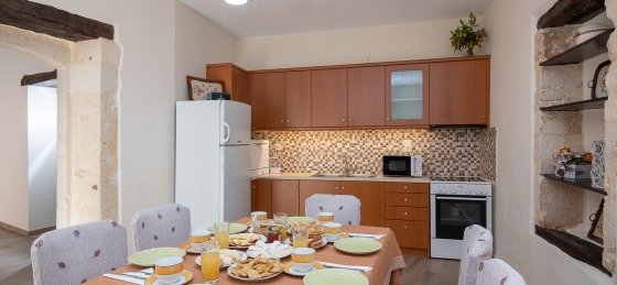 Holiday villas in Greece