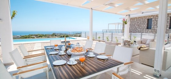 Villa rentals in Kolymbia