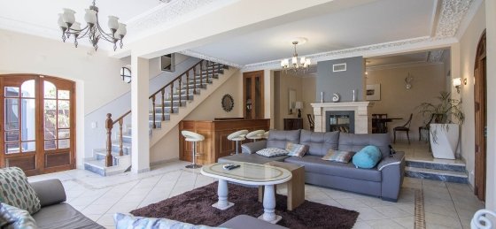 sala2_1.jpg Villas in Portugal