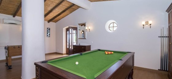 sala_de_jogos3.jpg Book a villa holiday in Portugal