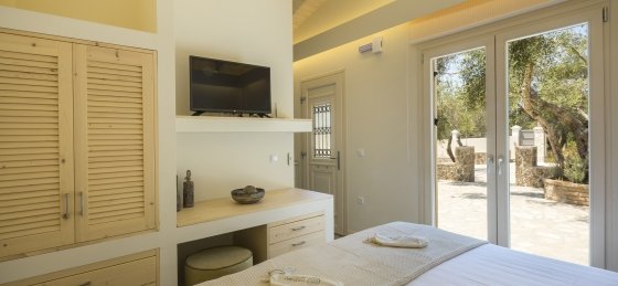 014.jpg Villa holidays in Greece