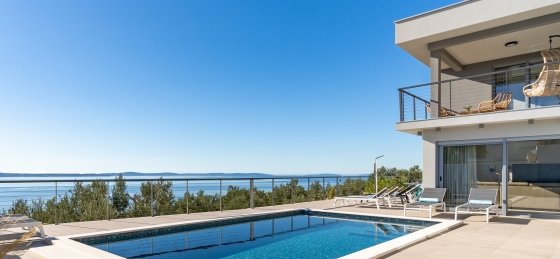 2.jpg Villas in Croatia