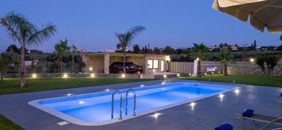 Book a villa in Crete