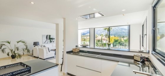 09_holiday_villa_nueva_andalucia.jpg Book a villa in Marbella