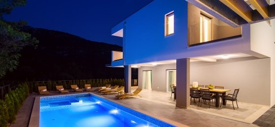 37_36.jpg Villas in Omis