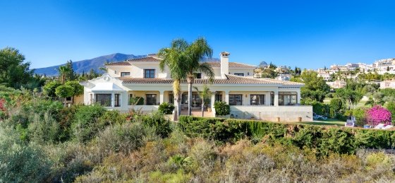 a18.jpg Book a villa in Spain