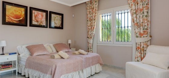 a38.jpg Book a villa in Spain