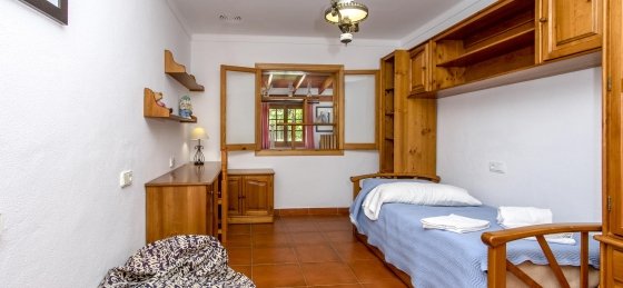 alegre_-_bedroom_3-2_2400x16002019.jpg Villa holidays in Spain