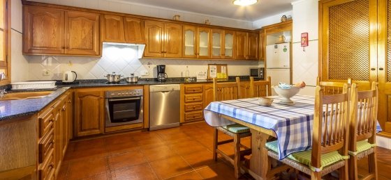 alegre_-_kitchen_1_2400x16002019.jpg Villa rentals in Spain