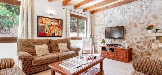 alexandria_-_saloon_2_2400x1600.jpg Holiday villas in Cala San Vicente