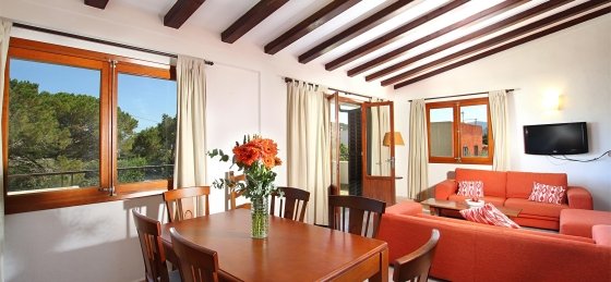 animeta_-_dining_room_saloon_1_2400x1600.jpg Villa holidays in Spain