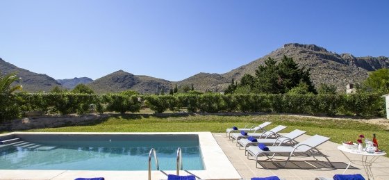 animeta_-_swimming_pool_07_2400x1600.jpg Book a villa holiday in Spain