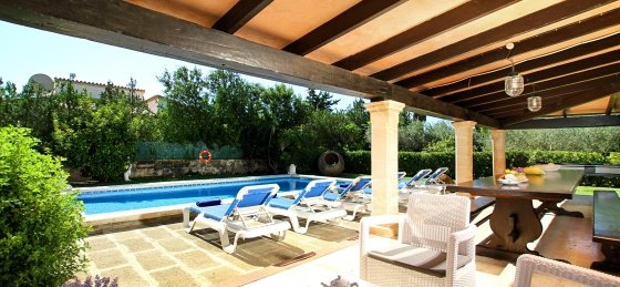 barraca_-_terrace_03_2400x1600_2020.jpg Book a villa holiday in Balearic Islands