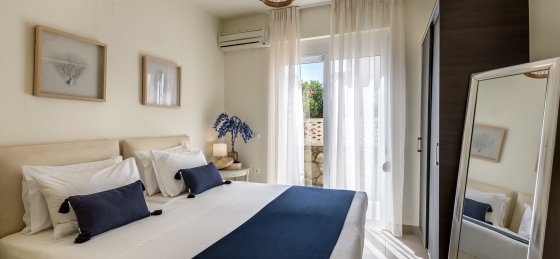 bedroom_2.jpg Book a villa holiday in Chania