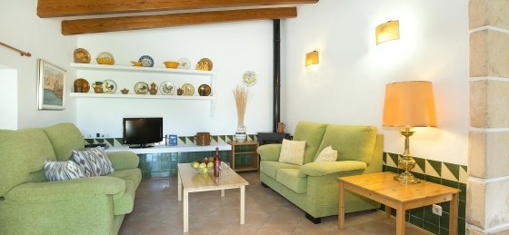 boi_-_saloon_2_s_2400x1600.jpg Holiday villas in Spain