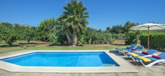 boi_-_swimming_pool_04_s_2400x1600.jpg Villas in Mallorca