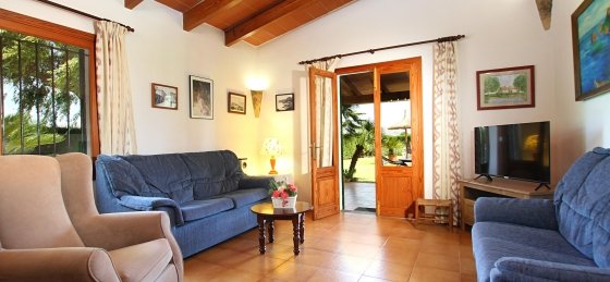 bosque_-_saloon_1_2400x1600.jpg Villa in Pollensa to rent