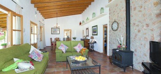 burgues_-_saloon_1_2400x1600.jpg Holiday home in Spain villa booking