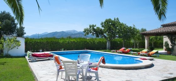 burgues_-_swimming_pool_03_2400x1600.jpg Holiday home in Alcudia villa booking