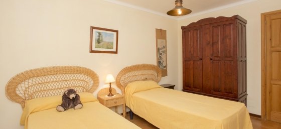 creus_-_bedroom_2-2_2400x1600.jpg Book a villa holiday in Balearic Islands