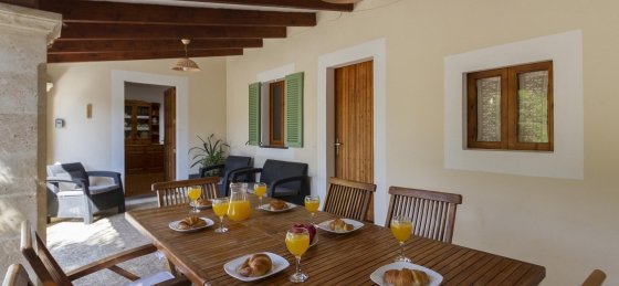 creus_-_terrace_2_2400x1600.jpg Holiday villas in Spain