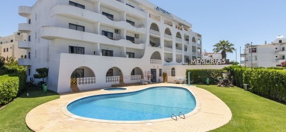 exterior_1.jpg Villa in Algarve to rent