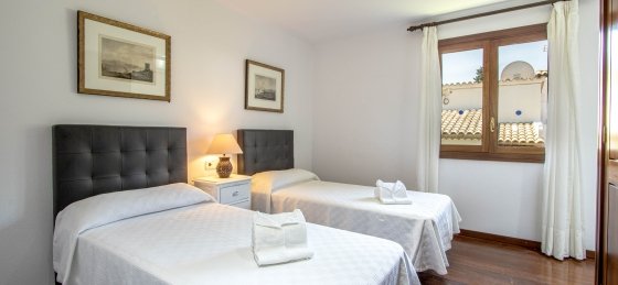formosa_-_bedroom_2-1.jpg Book a villa holiday in Balearic Islands