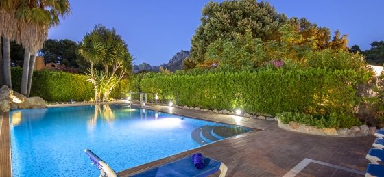 formosa_-_swimming_pool_15.jpg Book a villa in Mallorca