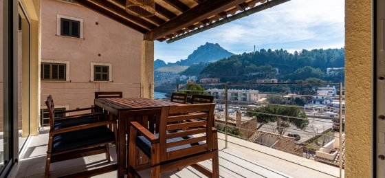 guillem_-_terrace_1.jpg Villa in Balearic Islands to rent