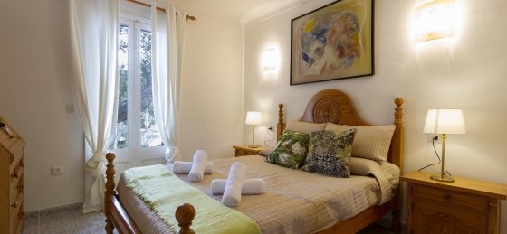 gvc_-_bedroom_4-1_2400x1600ns.jpg Villa in Mallorca to rent