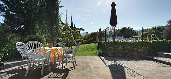 hort_3_cames_-_terrace_1_2400x1600.jpg Book a villa in Pollensa