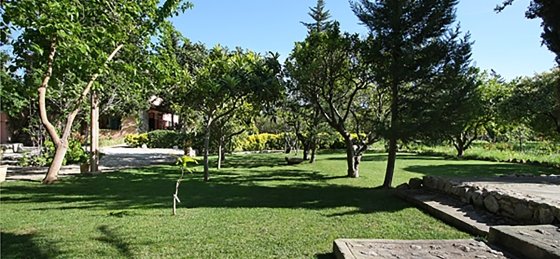 hort_3_cames_-_xterior_2_2400x1600.jpg Villa rentals in Spain