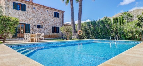 joan_-_swimming_pool_04_2400x1600.jpg Villa in Balearic Islands to rent