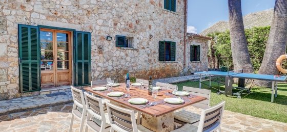 joan_-_terrace_01_2400x1600.jpg Villas in Spain