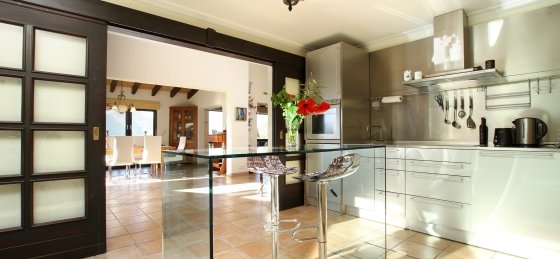llop_-_a_kitchen_1.jpg Villa rentals in Balearic Islands