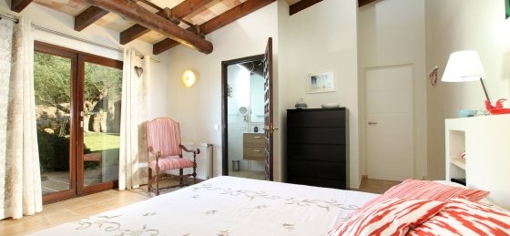 llop_-_b_bedroom_2-1.jpg Villa rentals in Balearic Islands